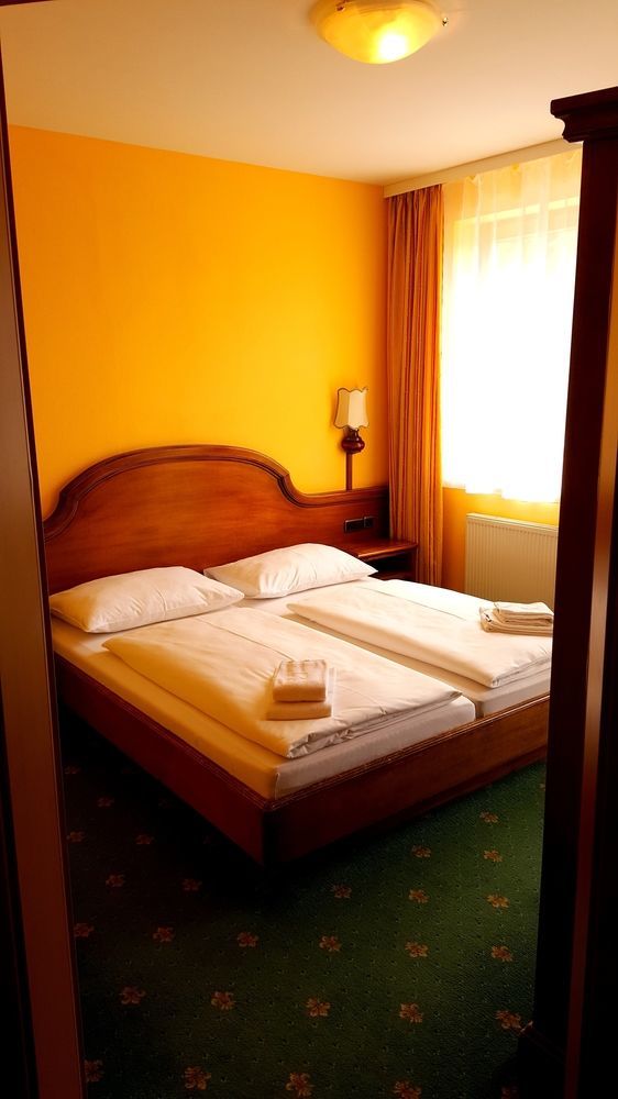 Hotel Hahnbaum 3*